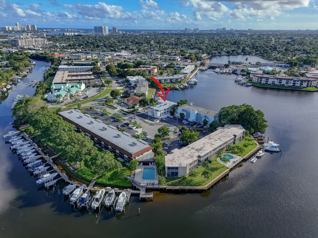 624 Southwind Circle North Palm Beach FL 33408