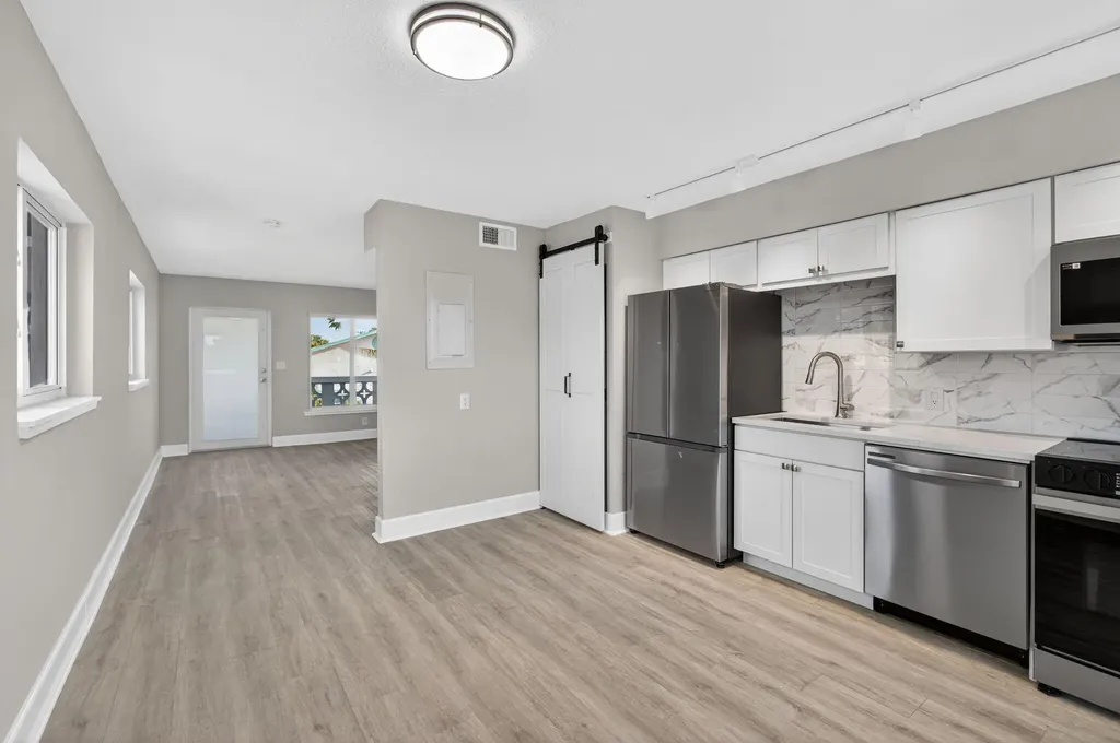 624 Southwind Circle North Palm Beach FL 33408