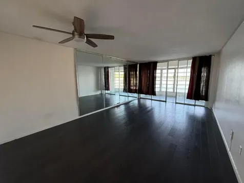 1300 NE 191st Street Miami FL 33179