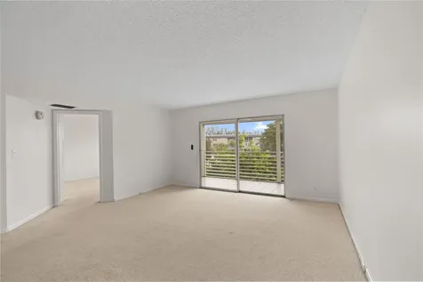 1801 Eleuthera Point Coconut Creek FL 33066