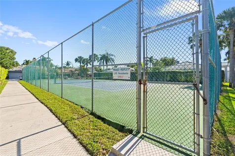 3222 NW 22nd Avenue Oakland Park FL 33309