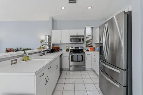 3222 NW 22nd Avenue Oakland Park FL 33309