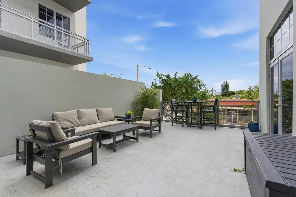 425 N Andrews Avenue Fort Lauderdale FL 33301