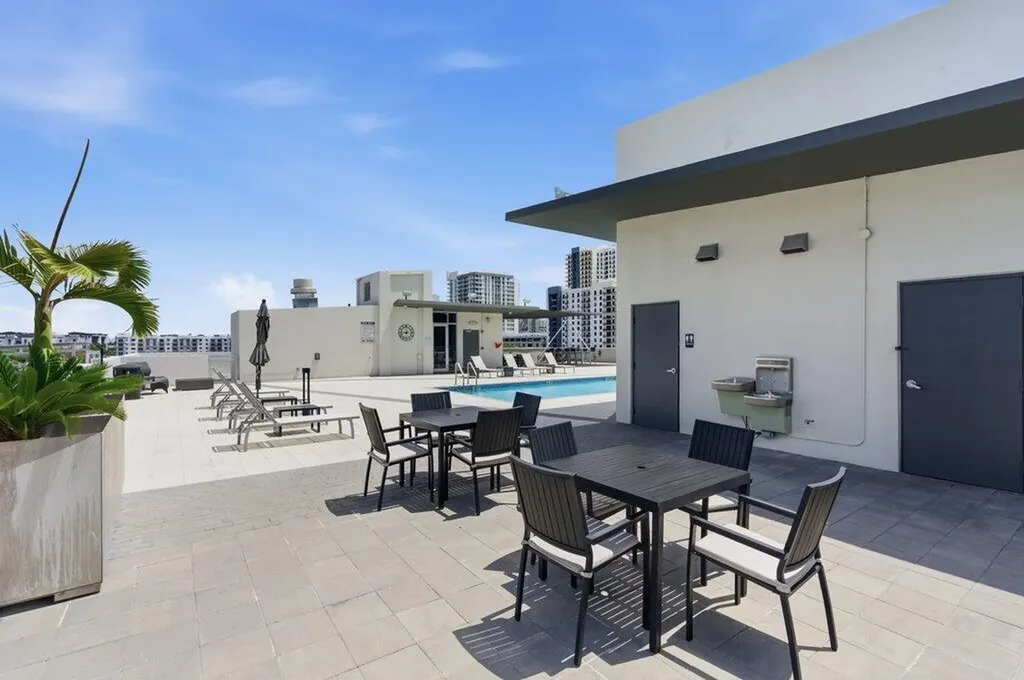 425 N Andrews Avenue Fort Lauderdale FL 33301