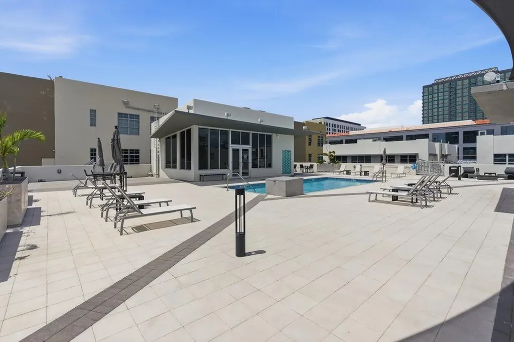 425 N Andrews Avenue Fort Lauderdale FL 33301