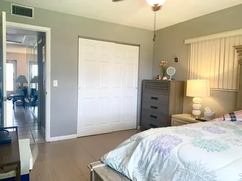 96 Hastings F West Palm Beach FL 33417