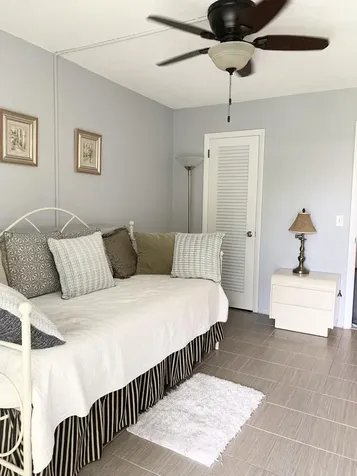 96 Hastings F West Palm Beach FL 33417