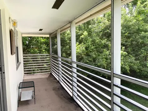 96 Hastings F West Palm Beach FL 33417