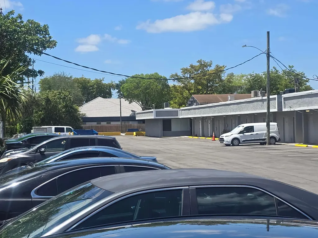 6120 NW 11th Street Sunrise FL
