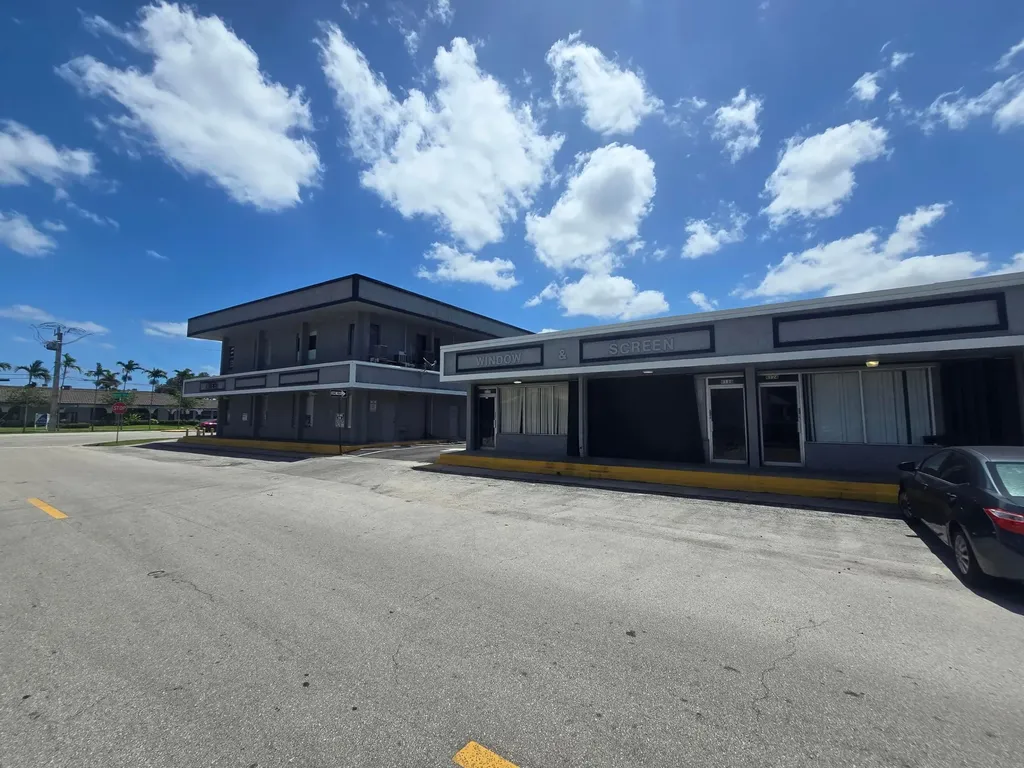 6120 NW 11th Street Sunrise FL