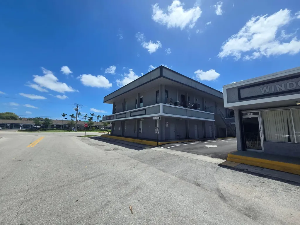 6120 NW 11th Street Sunrise FL