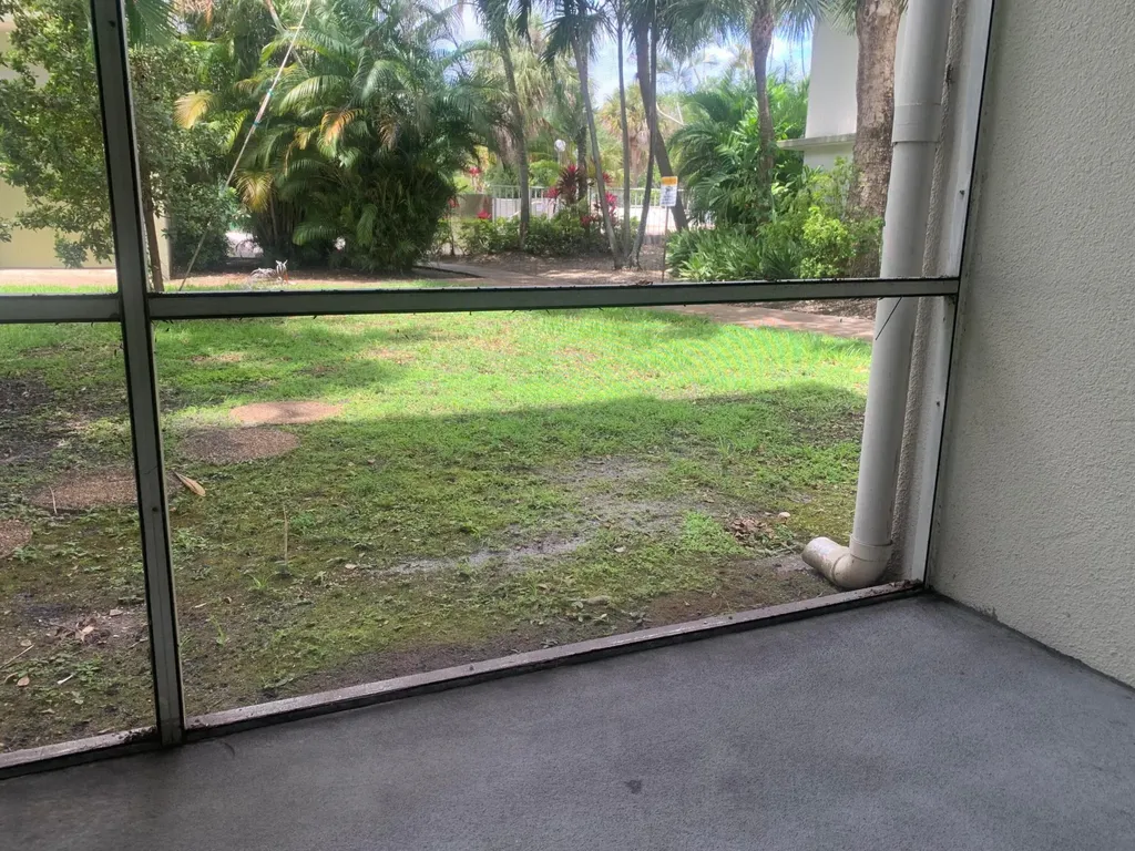 4255 N University Drive Sunrise FL 33351