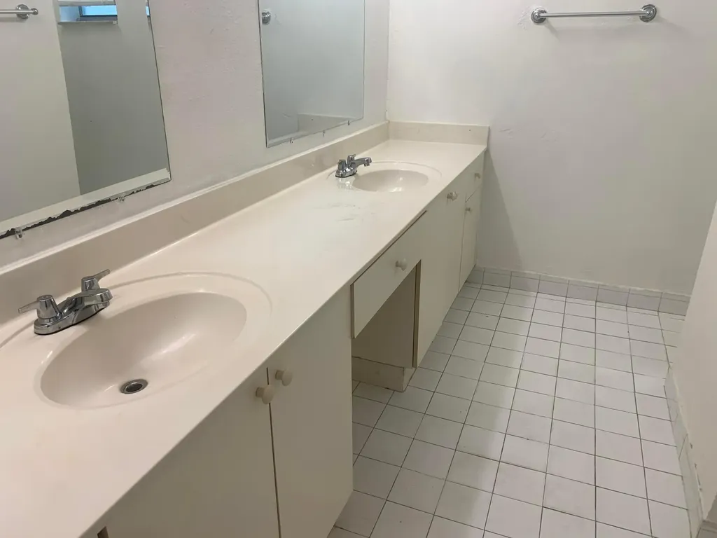 4255 N University Drive Sunrise FL 33351