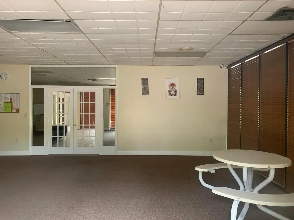 4255 N University Drive Sunrise FL 33351