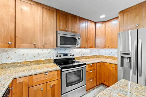 8675 SE Keathley Hobe Sound FL 33455