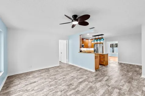 8675 SE Keathley Hobe Sound FL 33455