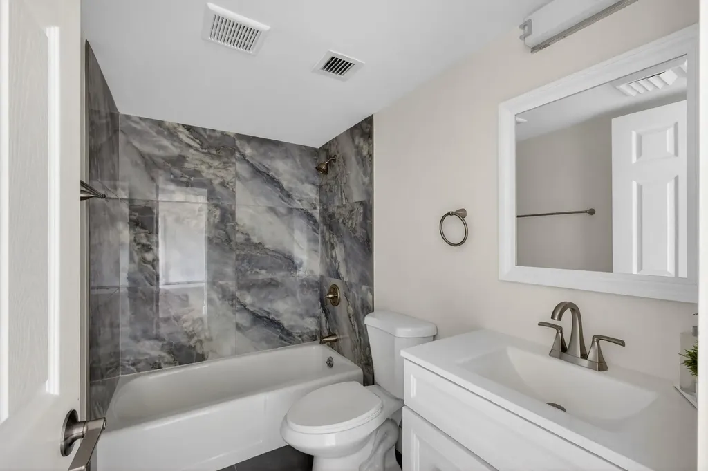 136 Lakeshore Drive North Palm Beach FL 33408