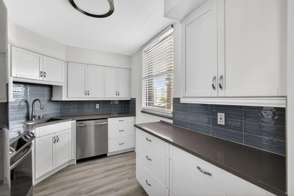 136 Lakeshore Drive North Palm Beach FL 33408