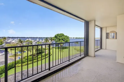 136 Lakeshore Drive North Palm Beach FL 33408