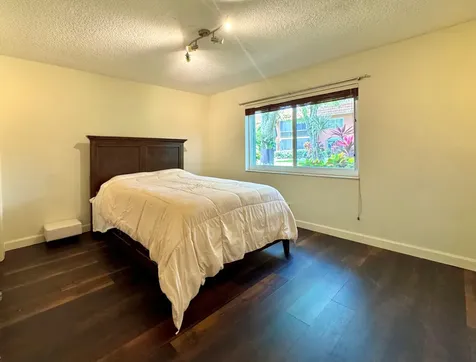 1920 NE 1st Terrace Wilton Manors FL 33305