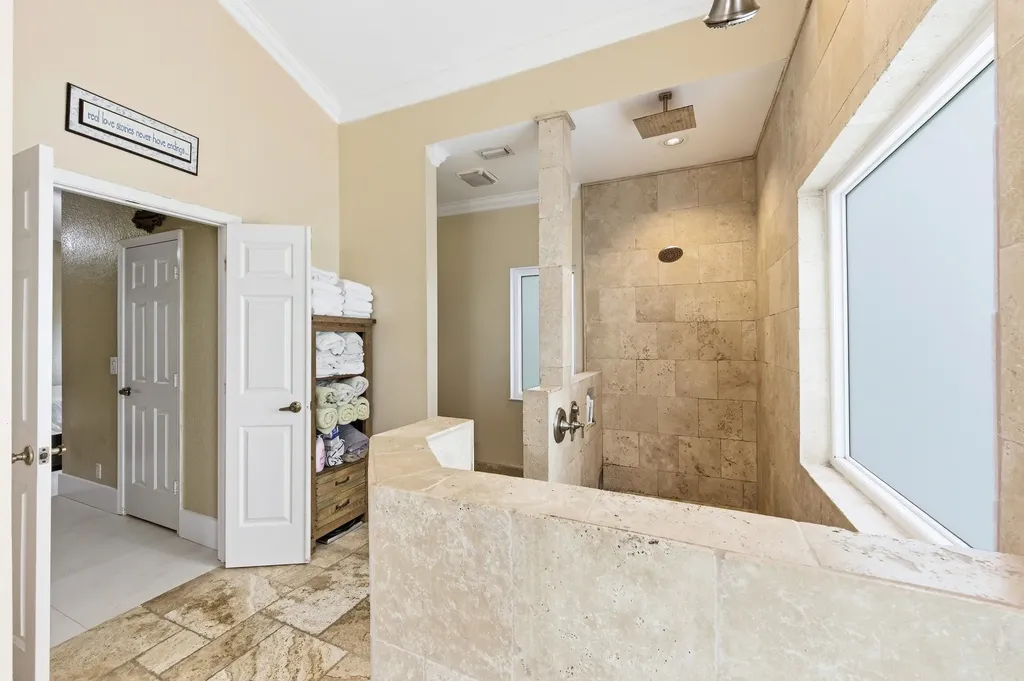 10114 Hunt Club Lane Palm Beach Gardens FL 33418