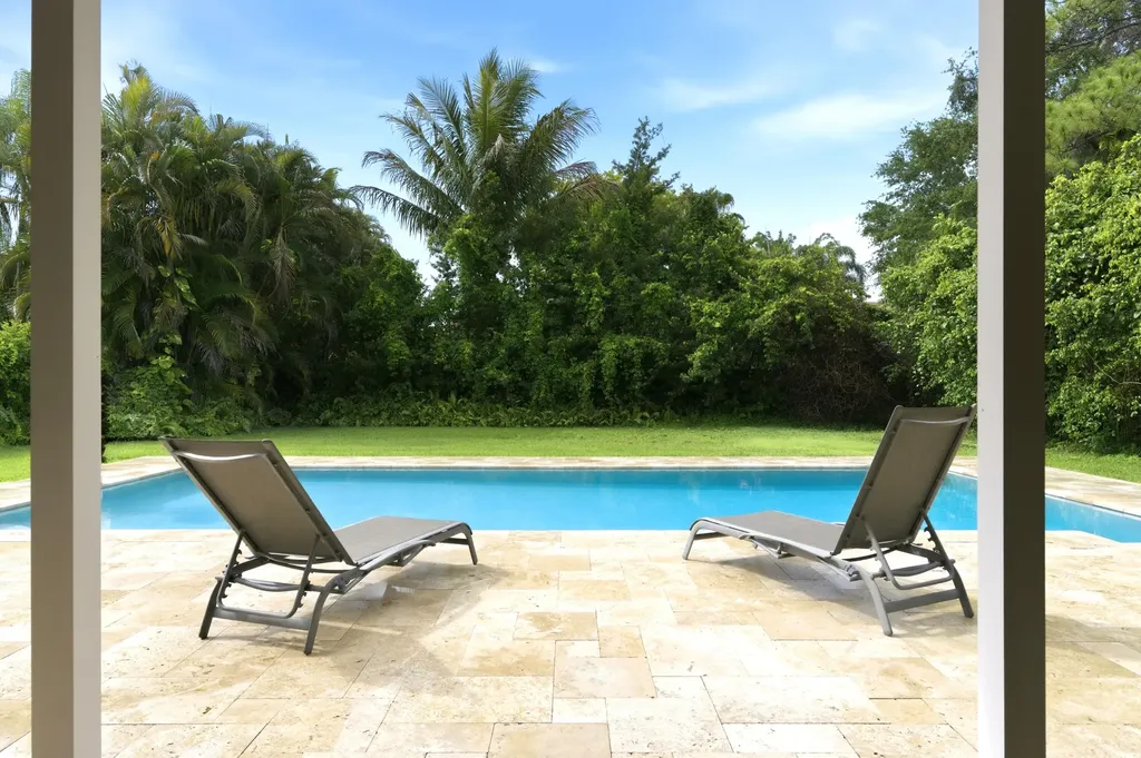 10114 Hunt Club Lane Palm Beach Gardens FL 33418