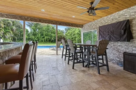 10114 Hunt Club Lane Palm Beach Gardens FL 33418
