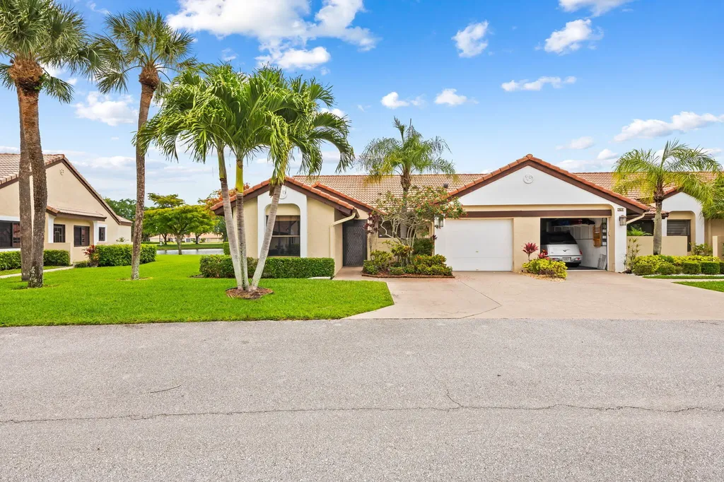 8257 Waterline Drive Boynton Beach FL 33472