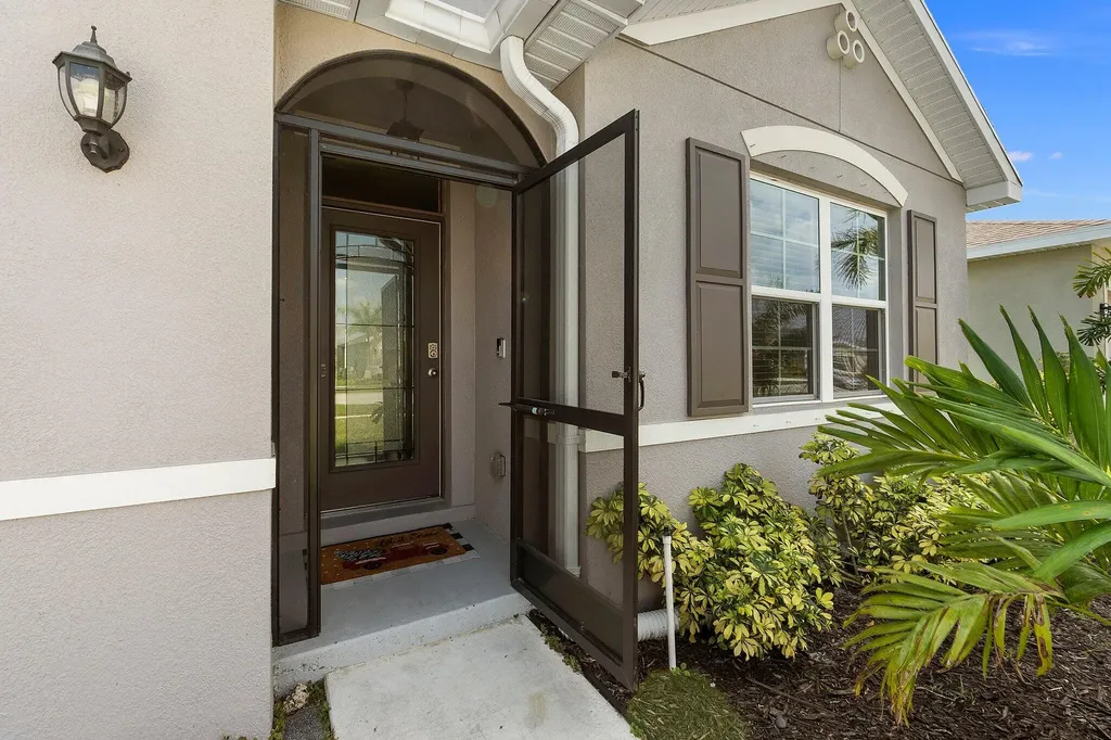 10850 SW Pacini Way Port St Lucie FL 34987
