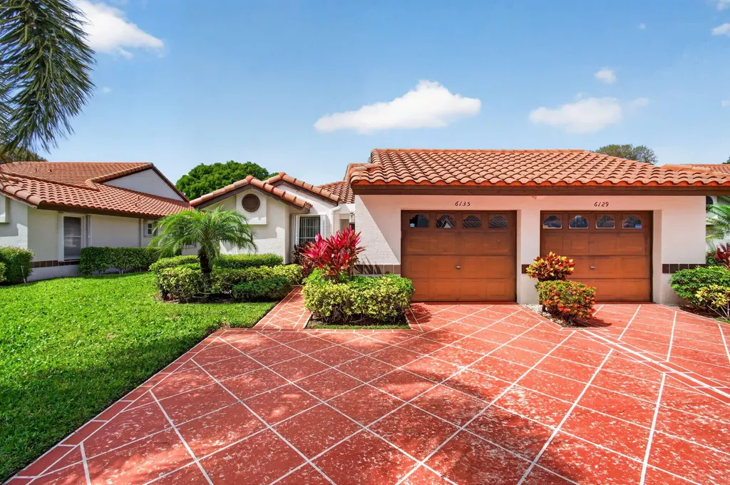 6135 Waldwick Circle Delray Beach FL 33484
