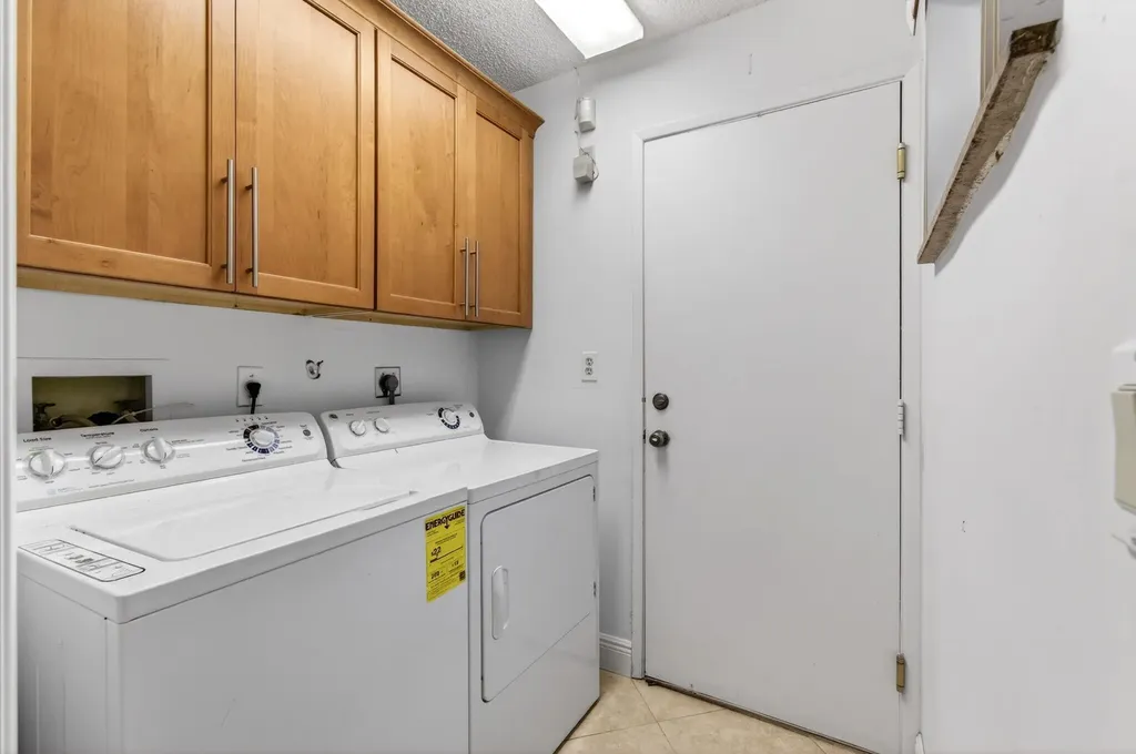 6135 Waldwick Circle Delray Beach FL 33484