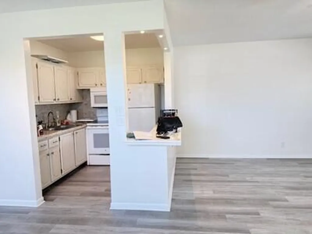 164 Easthampton G West Palm Beach FL 33417