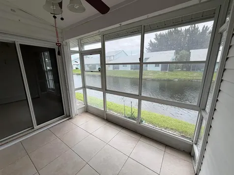 3841 Island Club Circle E Lake Worth FL 33462