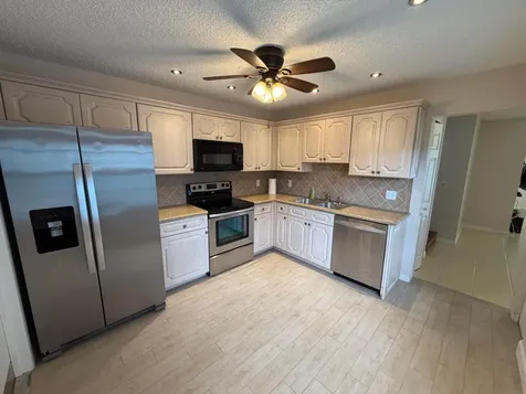 3841 Island Club Circle E Lake Worth FL 33462