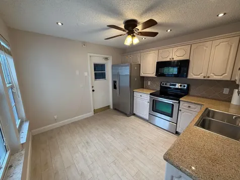 3841 Island Club Circle E Lake Worth FL 33462