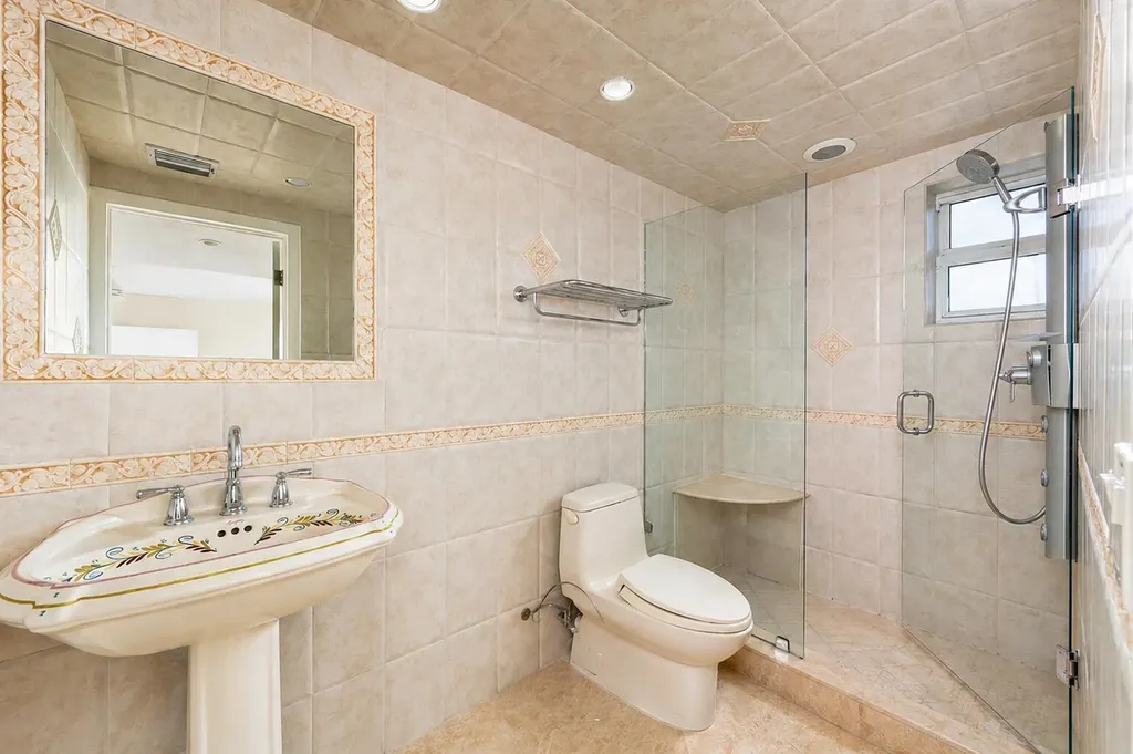 2909 S Ocean Boulevard Highland Beach FL 33487