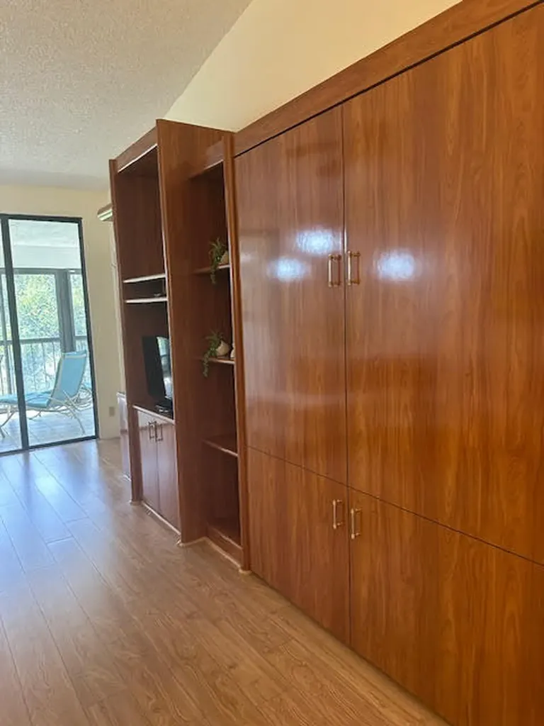 16021 Loch Katrine Trail Delray Beach FL 33446