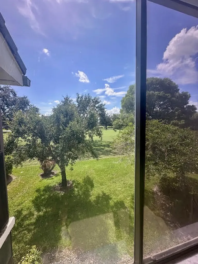 16021 Loch Katrine Trail Delray Beach FL 33446