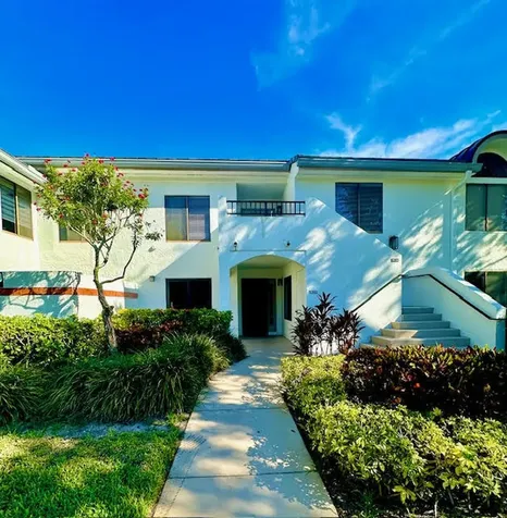 16021 Loch Katrine Trail Delray Beach FL 33446