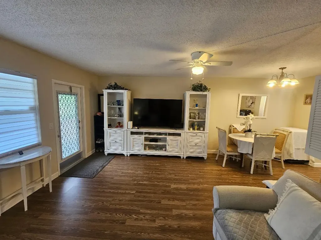 82 Tilford D Deerfield Beach FL 33442