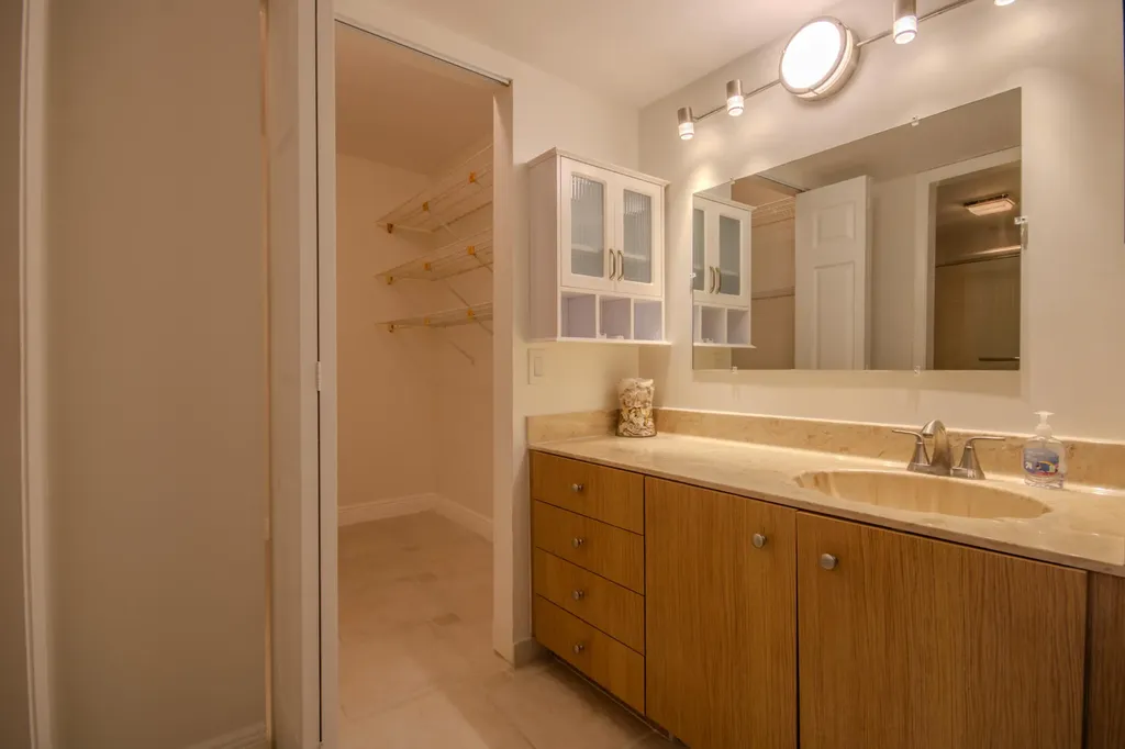 14375 Strathmore Lane Delray Beach FL 33446