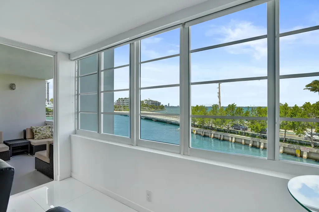 1670 Lincoln Court Miami Beach FL 33139