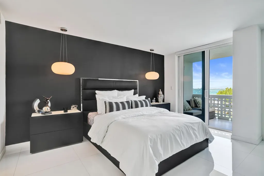 1670 Lincoln Court Miami Beach FL 33139