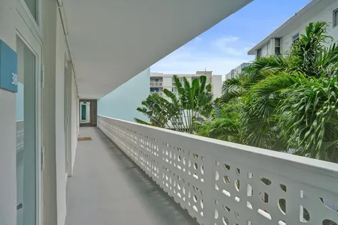 1670 Lincoln Court Miami Beach FL 33139