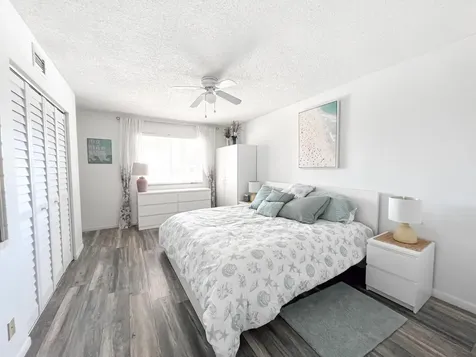 353 S Us Highway 1 Jupiter FL 33477