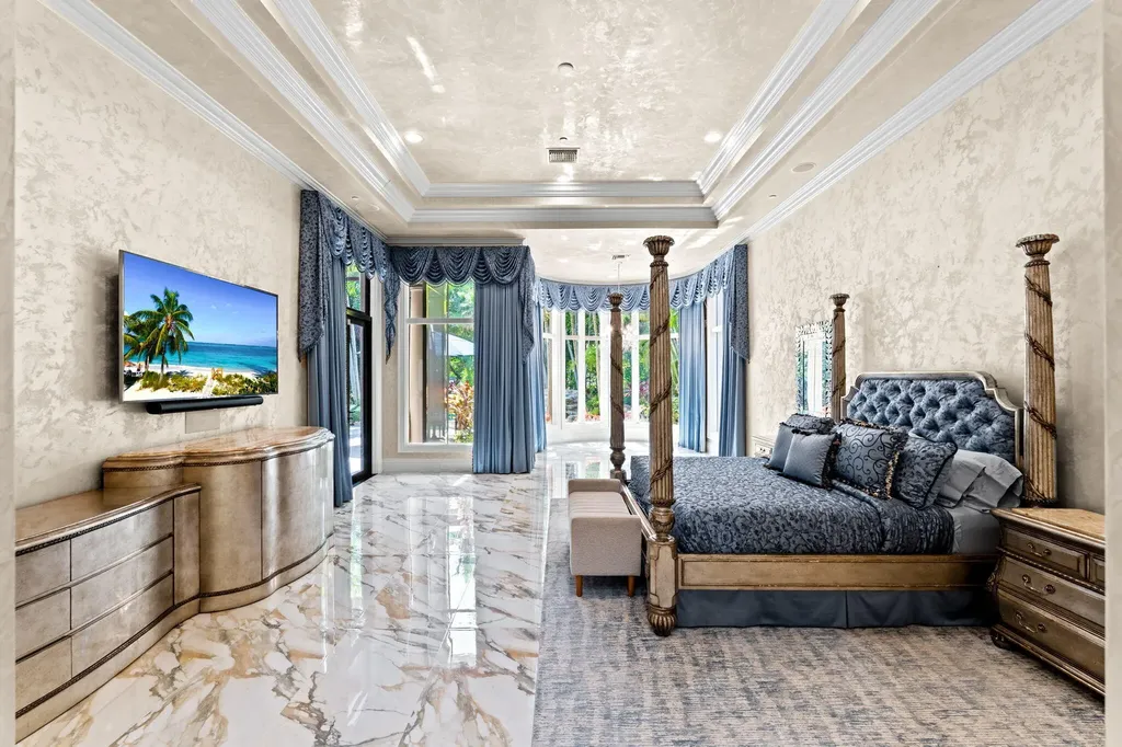 301 Mizner Lake Estates Drive Boca Raton FL 33432