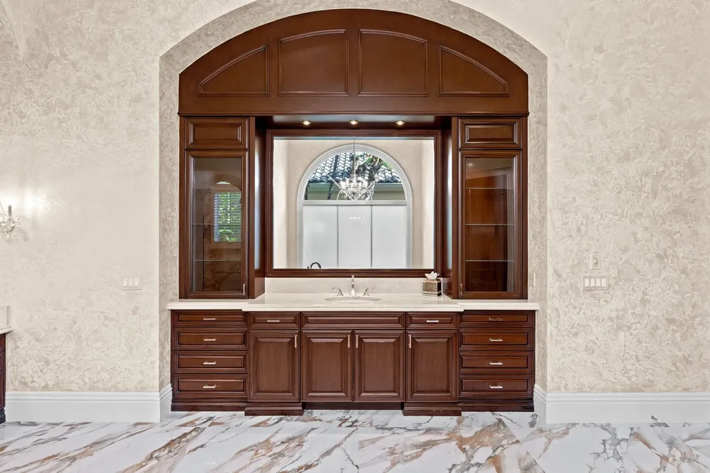 301 Mizner Lake Estates Drive Boca Raton FL 33432