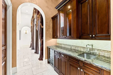301 Mizner Lake Estates Drive Boca Raton FL 33432