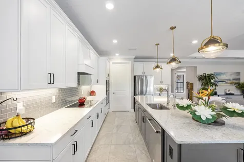 4506 Silverwood Lane N Fort Lauderdale FL 33309
