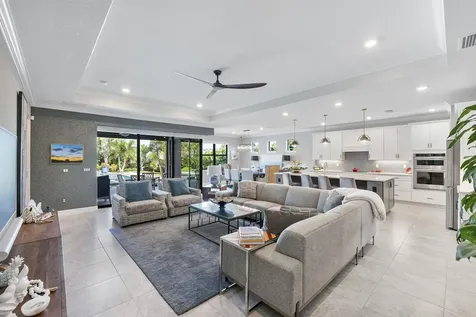 4506 Silverwood Lane N Fort Lauderdale FL 33309